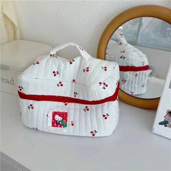 grande trousse de toilette blanche Hello Kitty femme