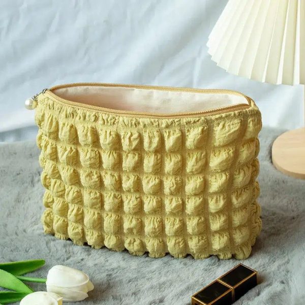trousse de toilette jaune moutarde matelassée femme