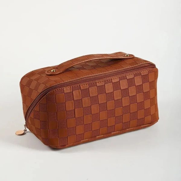 trousse de toilette marron en cuir