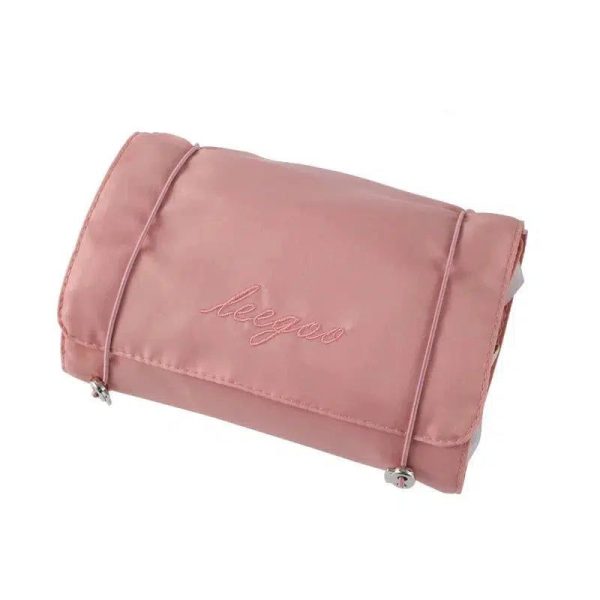 trousse de toilette rose à suspendre