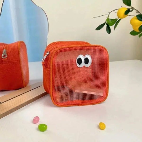 trousse de toilette rouge bébé