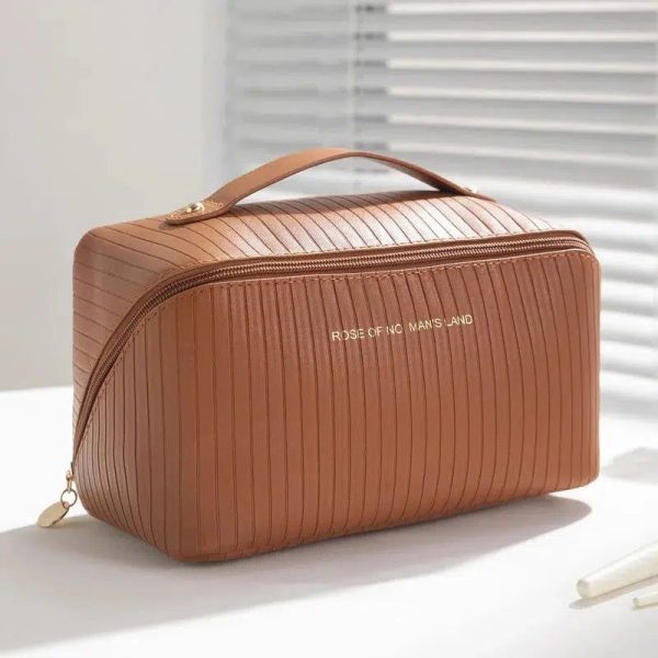 trousse de toilette voyage rayures marron en cuir femme