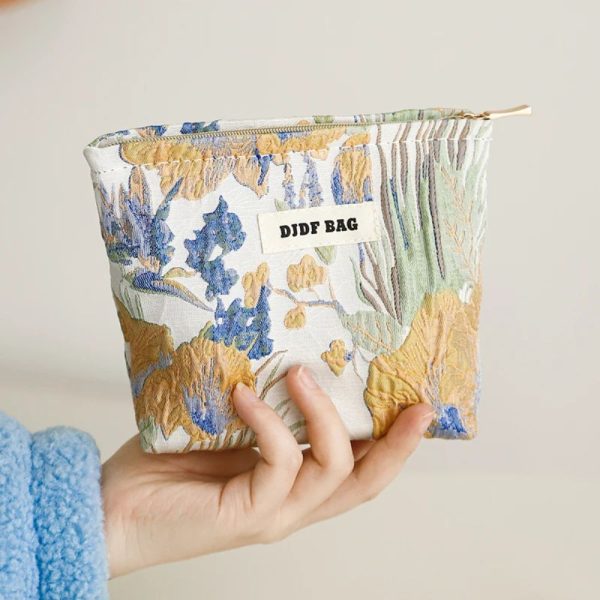 petite trousse à maquillage fleurie