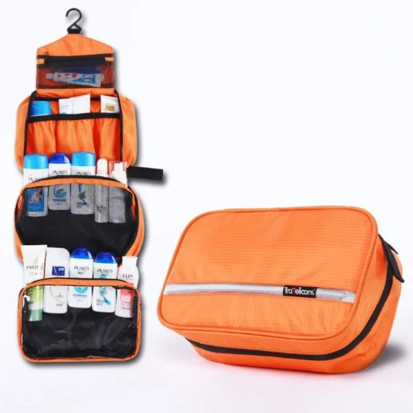 trousse de toilette suspendue