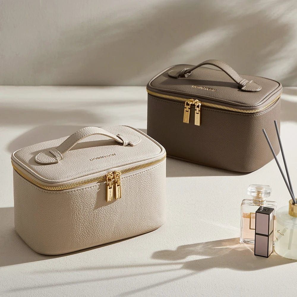 vanity-case-cuir-femme-trousse-de-toilette